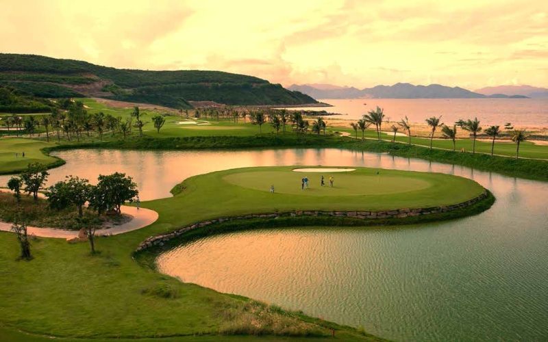 san golf vinpearl nha trang